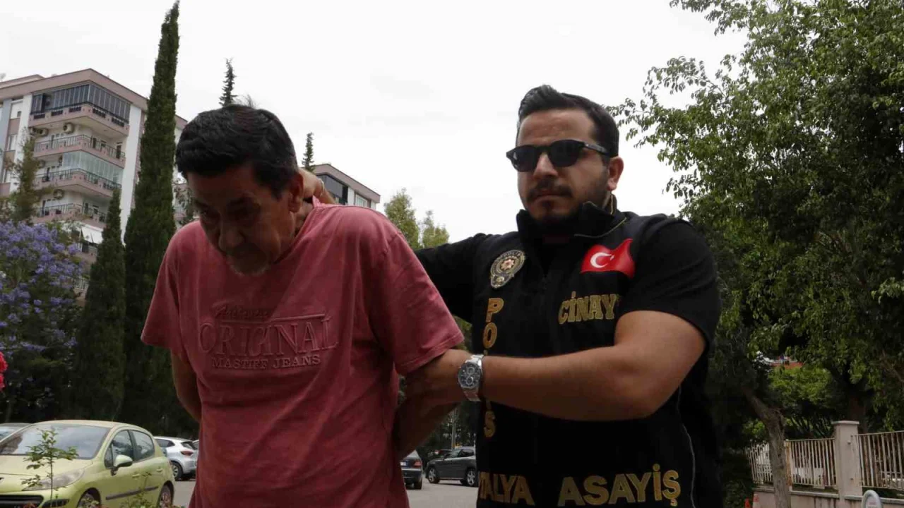 Oğlunu Öldüren Baba: “Pişmanım, Alkol Alıp Etrafa Saldırıyordu”