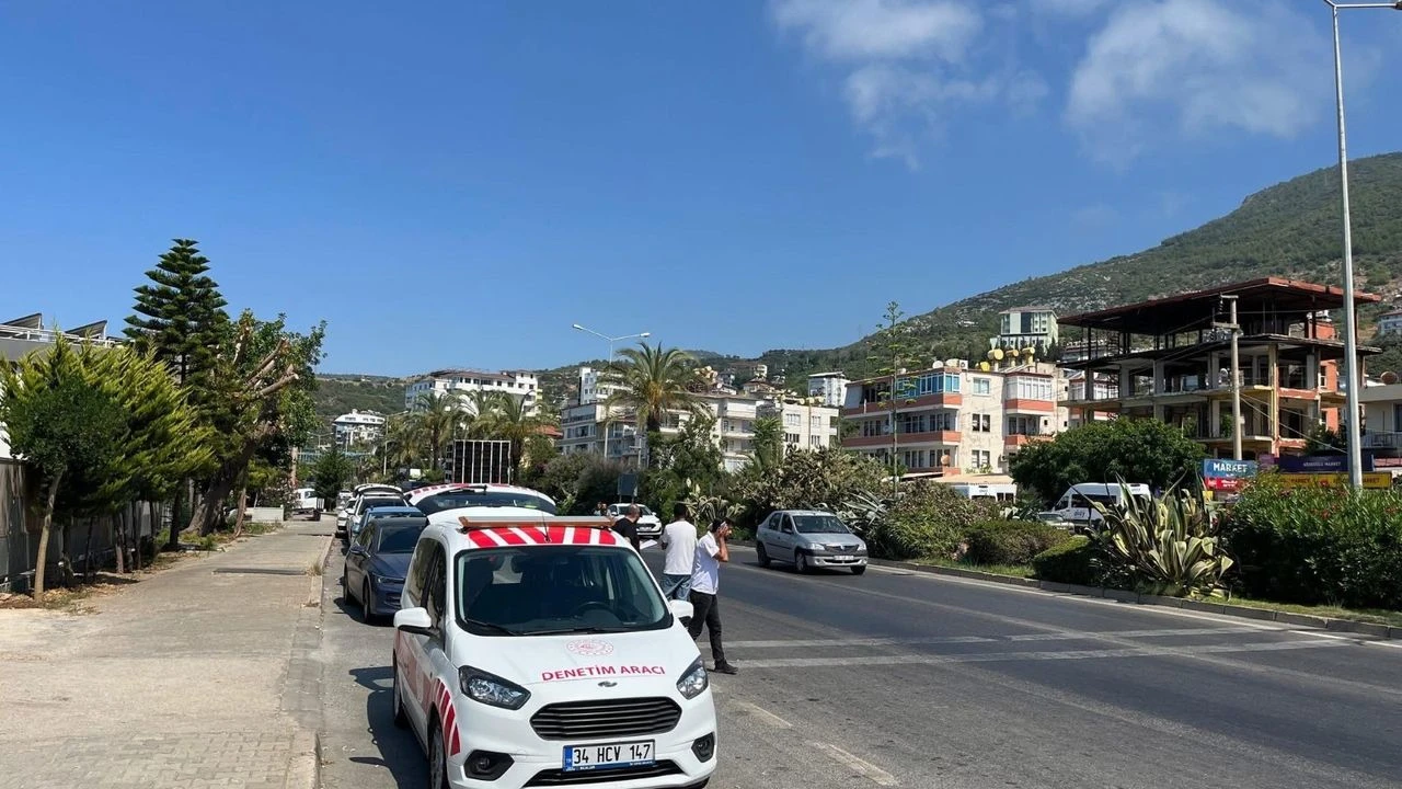 Antalya’da Korsan Taşımacılığa Geçit Yok: 5 Araç Trafikten Men Edildi