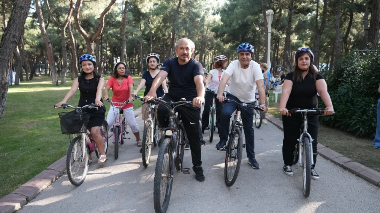 Konyaaltı Belediyesi’nden Çevreci Hareket: Bisiklet Günü ve Çevre Günü Birleşti