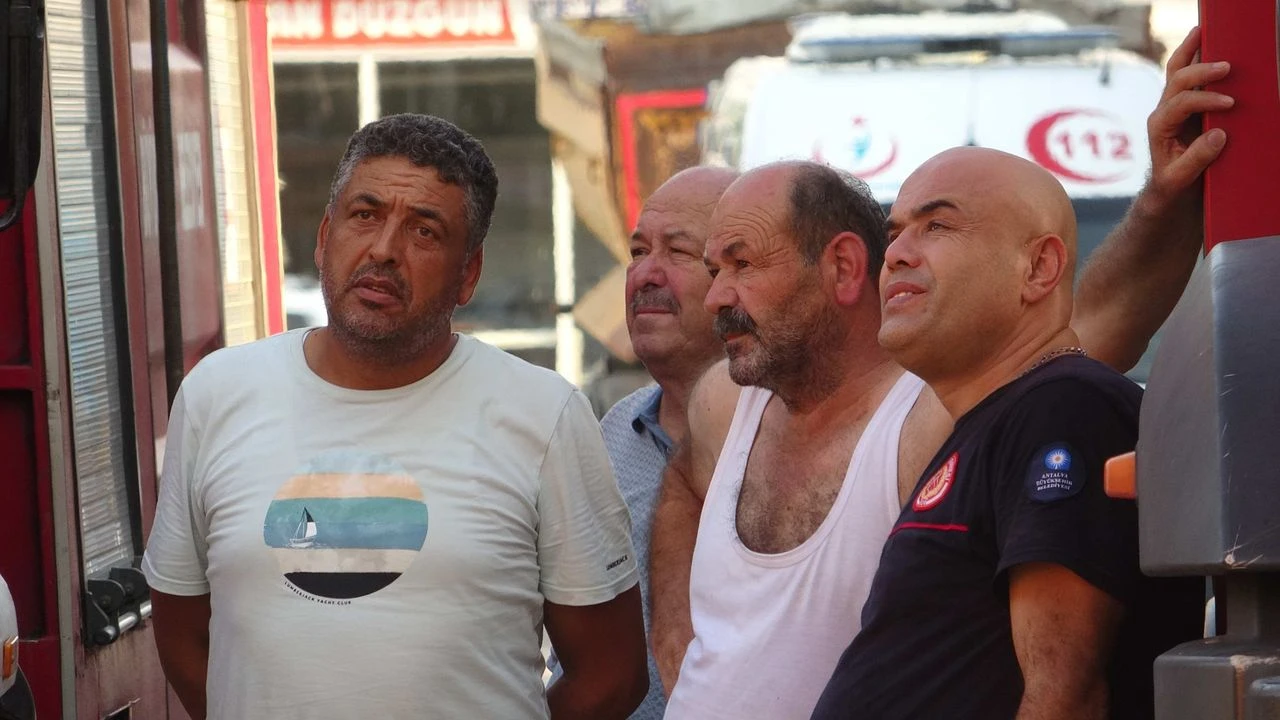 Alevlerin Arasından Torunlarını Kurtardı