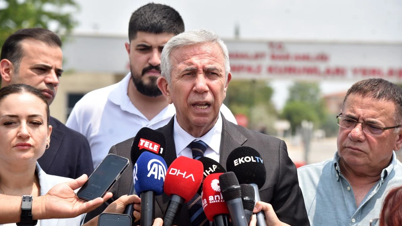 Mansur Yavaş’tan Cezaevinde Muhittin Böcek’e Ziyaret: “Seçmenin iradesini tutuklayamazsınız”