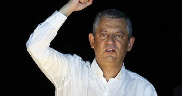 Özgür Özel’den Sarsıcı İddia: “İtirafçıların Avukatı Savcıyla Para Trafiğinde!”