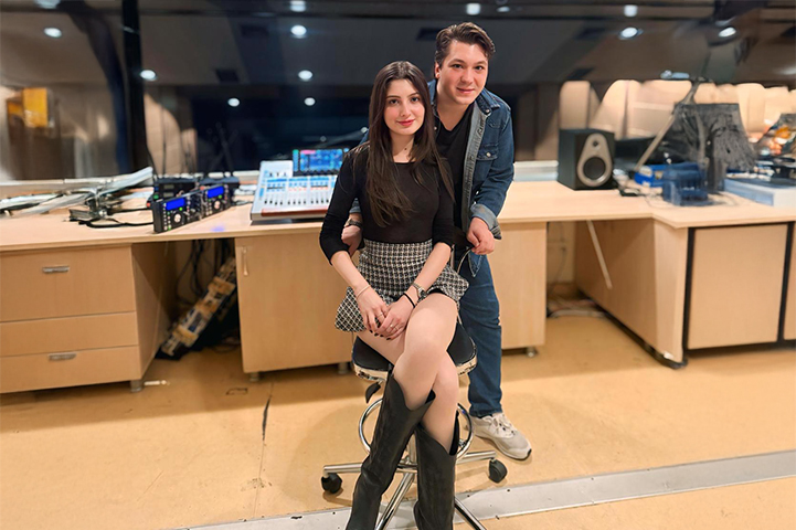 Yeni bir yıldız doğuyor “Özge Işık Sönmez” parlak kariyer yolculuğuyla dikkat çekiyor